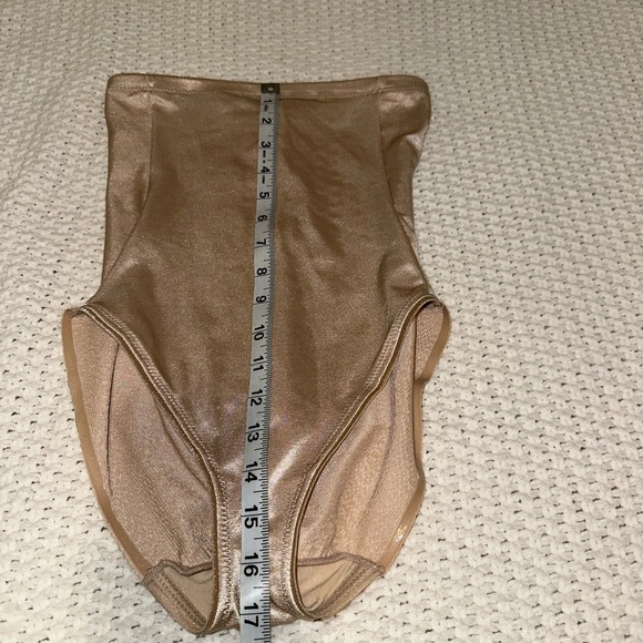 Cupid body skimming brief shape-wear Large - Picture 7 of 7